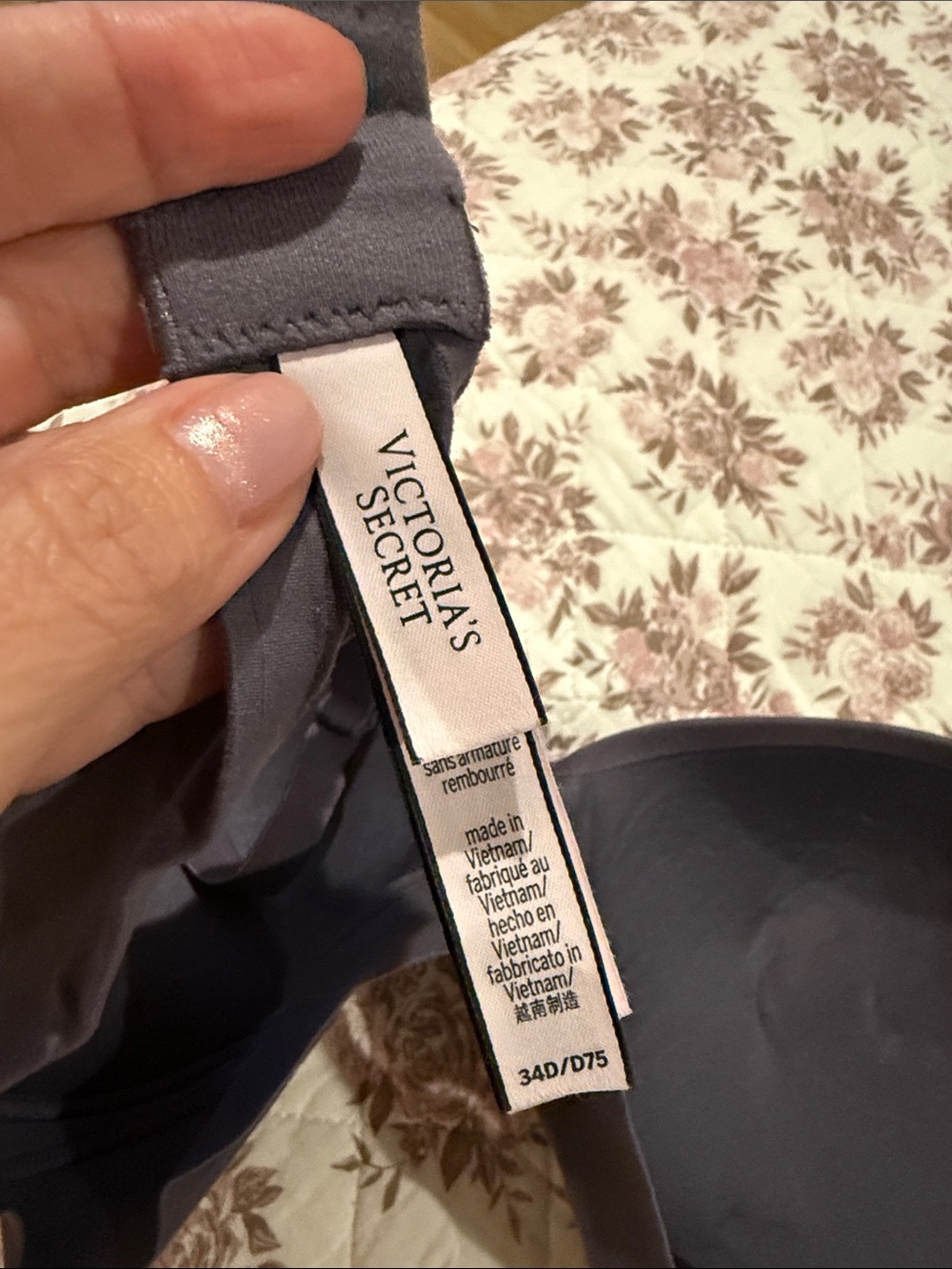 Victoria's Secret Smooth Padded Bra in Charcoal purple - Picture 4 of 4